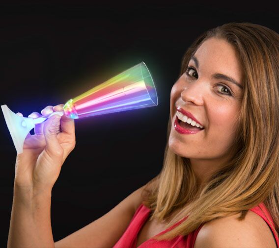 Flashing Champagne Glasses