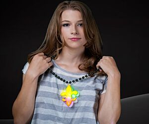 fleur de lis bead necklace